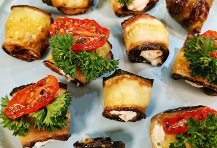 Фото шага рецепта Рулетики из кабачка с нежной чесночносырной начинкой 151562 шаг 19  