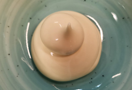 Фото шага рецепта Рулетики из кабачка с нежной чесночносырной начинкой 151562 шаг 4  