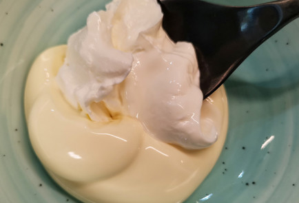 Фото шага рецепта Рулетики из кабачка с нежной чесночносырной начинкой 151562 шаг 5  