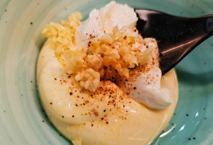 Фото шага рецепта Рулетики из кабачка с нежной чесночносырной начинкой 151562 шаг 7  