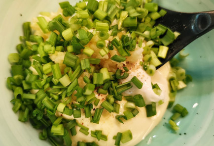 Фото шага рецепта Рулетики из кабачка с нежной чесночносырной начинкой 151562 шаг 9  