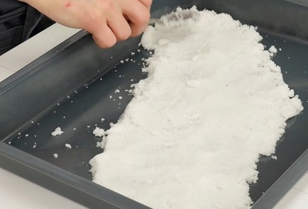 Фото шага рецепта Рыба в соли 126551 шаг 7  