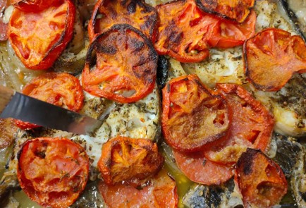 Фото шага рецепта Рыба зубатка запеченная с помидорами и луком 175453 шаг 13  