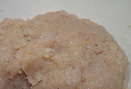 Фото шага рецепта Рыбные котлеты с укропом и петрушкой запеченные в духовке 187500 шаг 9  