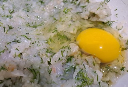 Фото шага рецепта Рыбные котлеты со сливочным маслом в духовке 189496 шаг 9  