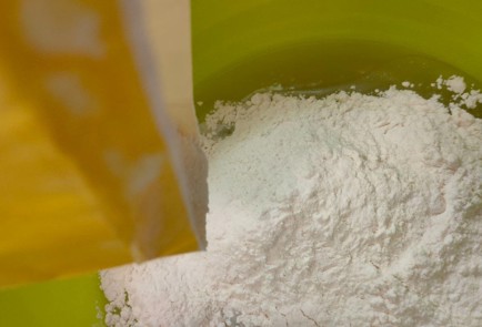 Фото шага рецепта Рыбный пирог на постном тесте 188841 шаг 7