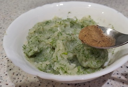 Фото шага рецепта Рыбный суп с фрикадельками 189516 шаг 11