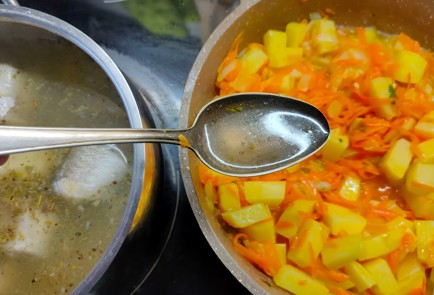 Фото шага рецепта Рыбный суп 175460 шаг 12  