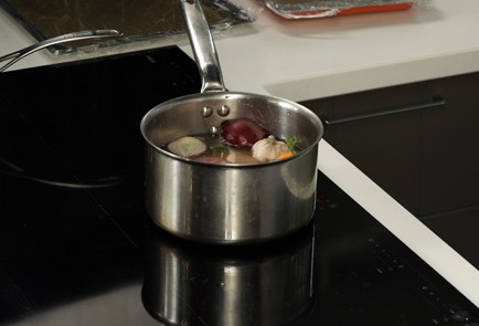 Фото шага рецепта Сациви с курагой и хурмой 91561 шаг 1