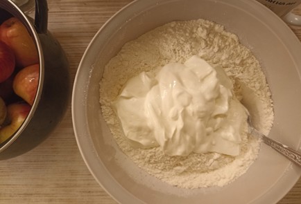 Фото шага рецепта Сахарное печенье с яблочным кремом 190974 шаг 5