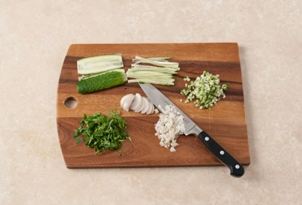 Фото шага рецепта Салат Бразильеро 38497 шаг 3  