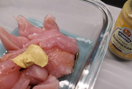 Фото шага рецепта Салат Цезарь с курицей 175533 шаг 4