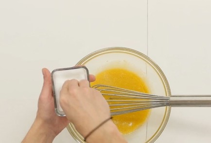 Фото шага рецепта Салат Цезарь 114493 шаг 4  