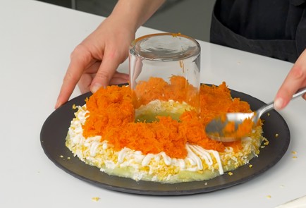 Фото шага рецепта Салат Гранатовый браслет 151618 шаг 13  