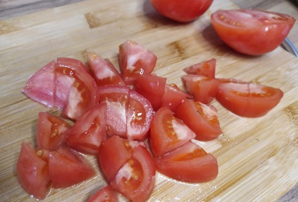 Фото шага рецепта Салат Греческий 188812 шаг 4  