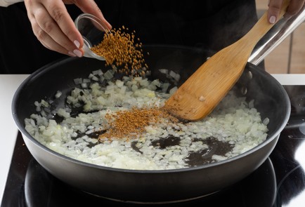 Фото шага рецепта Салат из баклажанов на зиму 151336 шаг 2  