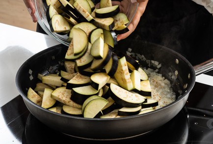 Фото шага рецепта Салат из баклажанов на зиму 151336 шаг 3  