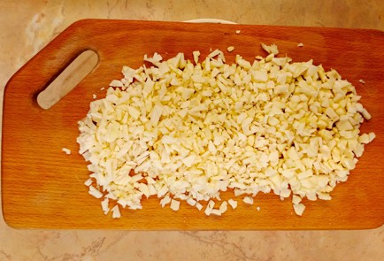 Фото шага рецепта Салат из цветной капусты с шампиньонами и фасолью 187001 шаг 4  