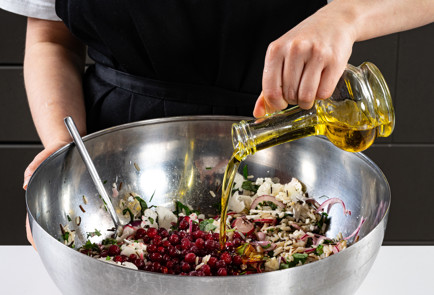 Фото шага рецепта Салат из дикого риса с цветной капустой 191187 шаг 7  