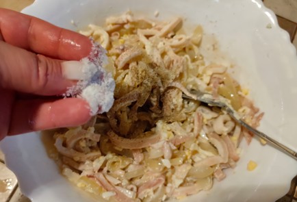 Фото шага рецепта Салат из кальмаров с жареным луком 175286 шаг 13  