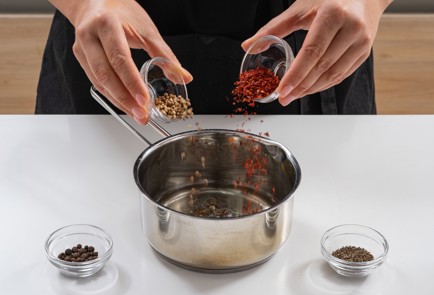 Фото шага рецепта Салат из капусты на зиму 174404 шаг 7  