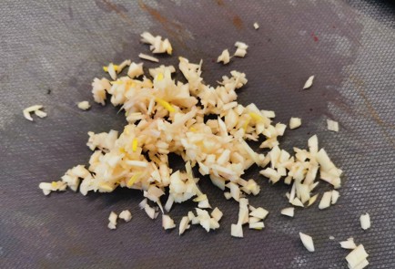 Фото шага рецепта Салат из квашеной капусты со свеклой и халапеньо 175605 шаг 7  