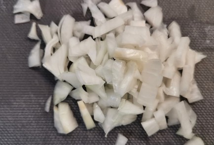 Фото шага рецепта Салат из квашеной капусты со свеклой 174441 шаг 2