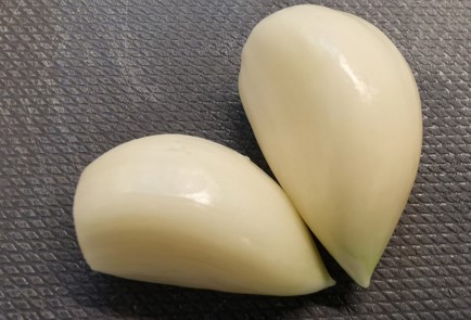 Фото шага рецепта Салат из квашеной капусты со свеклой 174441 шаг 4