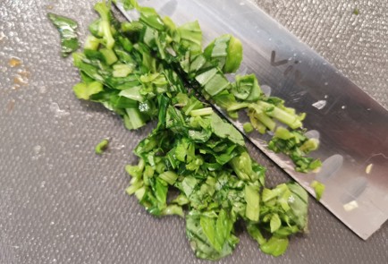 Фото шага рецепта Салат из квашеной капусты 176222 шаг 11  