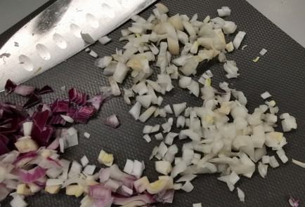 Фото шага рецепта Салат из квашеной капусты 176222 шаг 3  