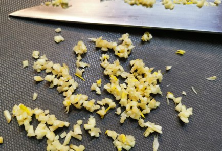 Фото шага рецепта Салат с квашеной капустой 189640 шаг 4  