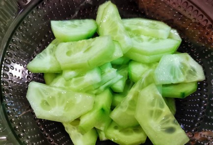 Фото шага рецепта Салат из маринованной бамии 173585 шаг 3  