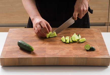 Фото шага рецепта Салат из молодой картошки с селедкой и медовогорчичным соусом 152406 шаг 4  