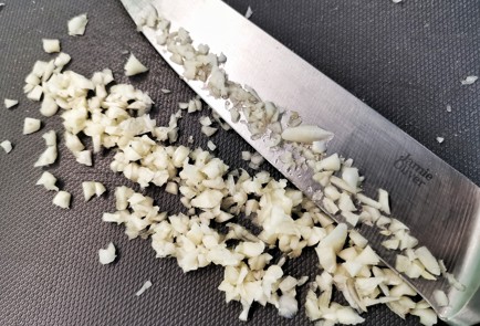 Фото шага рецепта Салат из моркови с грецким орехом 140020 шаг 10  