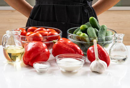 Фото шага рецепта Салат из огурцов на зиму 189952 шаг 1  