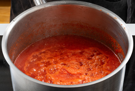 Фото шага рецепта Салат из огурцов на зиму 189952 шаг 7  