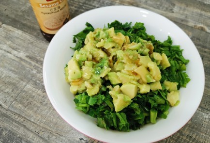 Фото шага рецепта Салат из огурцов с луком 189107 шаг 9  