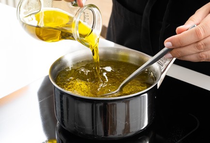 Фото шага рецепта Салат из перца с чесноком 151337 шаг 4  