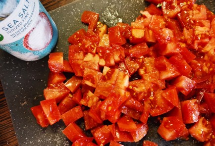 Фото шага рецепта Салат из помидоров и перца 189468 шаг 6