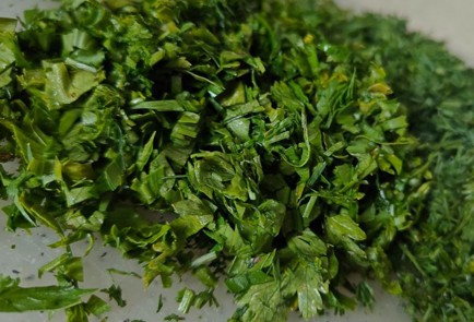 Фото шага рецепта Салат из помидоров к мясу 190233 шаг 3  