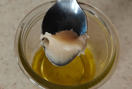 Фото шага рецепта Салат из помидоров к мясу 190233 шаг 6  