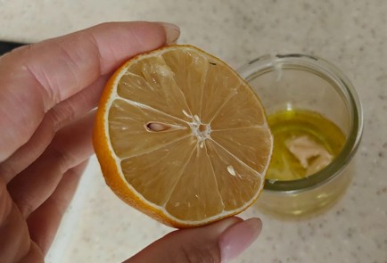 Фото шага рецепта Салат из помидоров к мясу 190233 шаг 7  