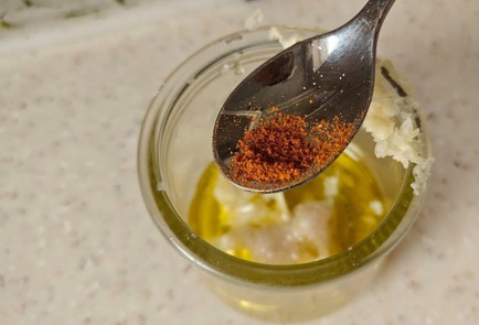 Фото шага рецепта Салат из помидоров к мясу 190233 шаг 9  