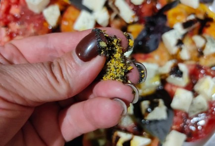 Фото шага рецепта Салат из помидоров с домашним сыром 190136 шаг 10  