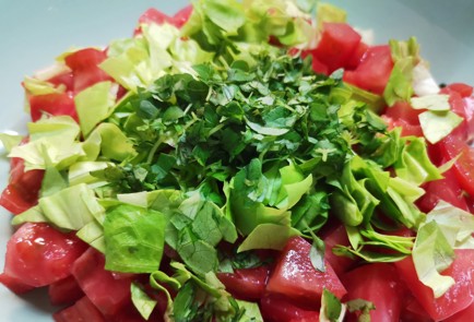 Фото шага рецепта Салат из помидоров 188876 шаг 4  