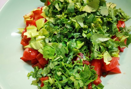 Фото шага рецепта Салат из помидоров 188876 шаг 7  