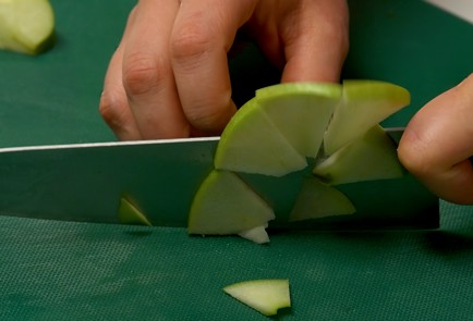 Фото шага рецепта Салат из сельдерея 35747 шаг 4  