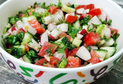 Фото шага рецепта Салат из сезонных овощей 175203 шаг 11  