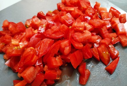 Фото шага рецепта Салат из сезонных овощей 186829 шаг 5  