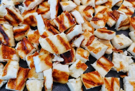 Фото шага рецепта Салат из шпината с кавказским сыром и вялеными помидорами 151373 шаг 10  